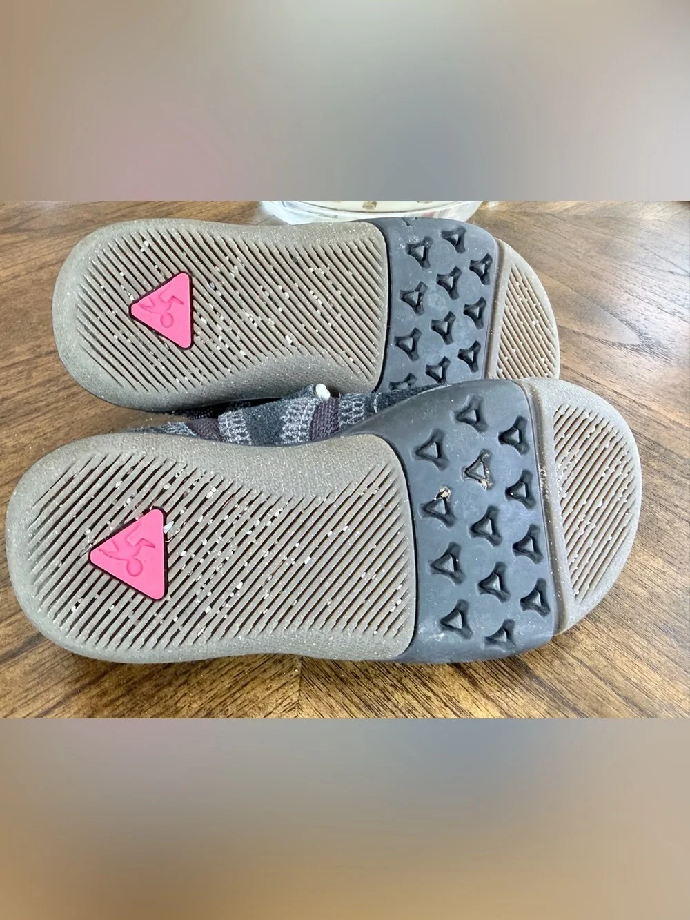 PLAE Girls Emme mary jane style slip-on in Black with Magenta Lining